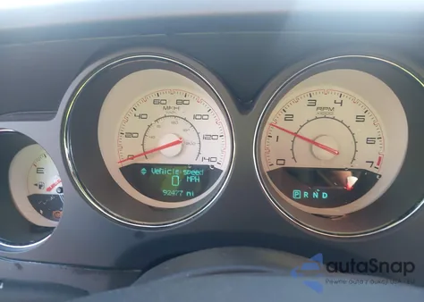 2013 Dodge Challenger Sxt z USA, uszkodzony, nr VIN 2C3CDYAG5DH524908